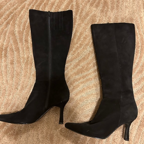 Suede Boots Size 7 - Picture 3 of 7